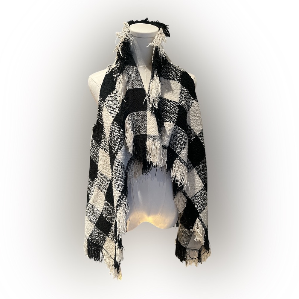 Black and White Checkered Fringe Sleeveless Cardigan